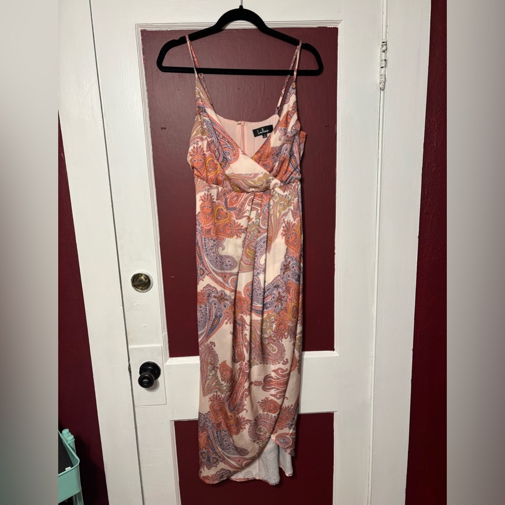 Lulus paisley pattern asymmetrical dress